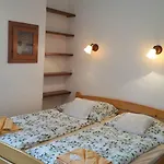 梅林旅馆 3*